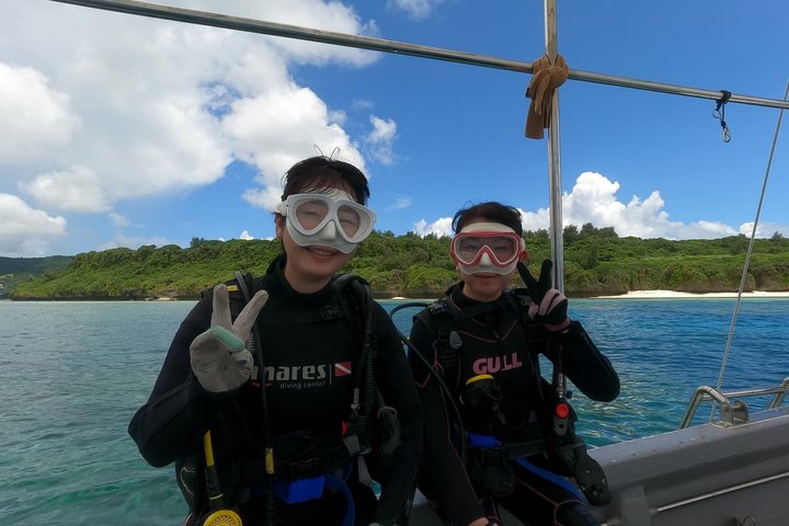 Okinawa: Discover SCUBA Diving 2 Dives at Minna, Sesoko or Motobu