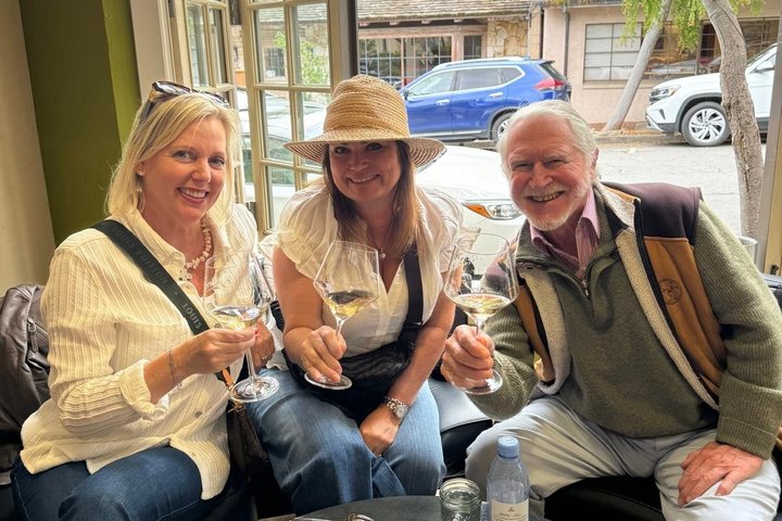 Wine Tasting and Walking Tour of Carmel-by-the-Sea