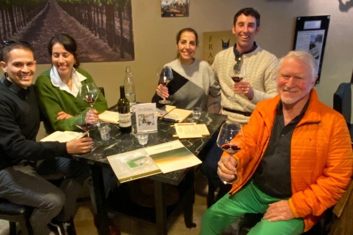 Wine Tasting and Walking Tour of Carmel-by-the-Sea