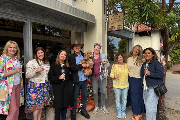 Wine Tasting and Walking Tour of Carmel-by-the-Sea