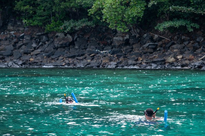 Island Cruise from Phuket to Phi Phi Islands with Maya Bay Visit