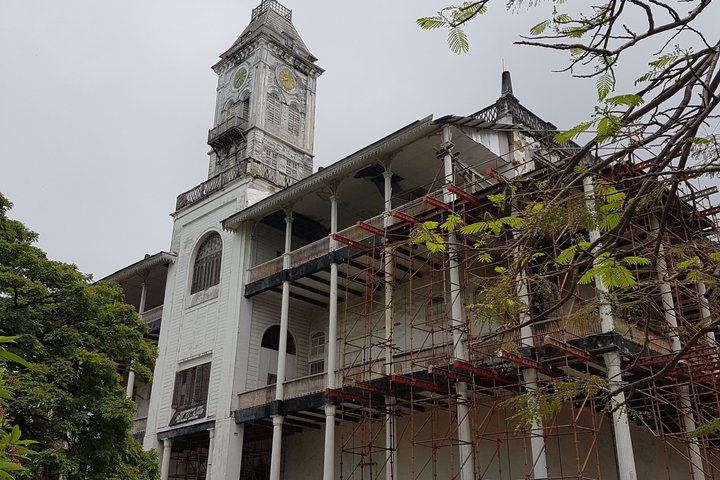 Full-Day Private Stone Town +Spice Farm and Prison Island Tour