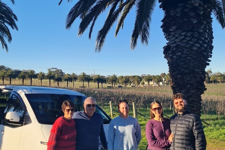 Group of Four Private Barossa Wine Tour with Lunch