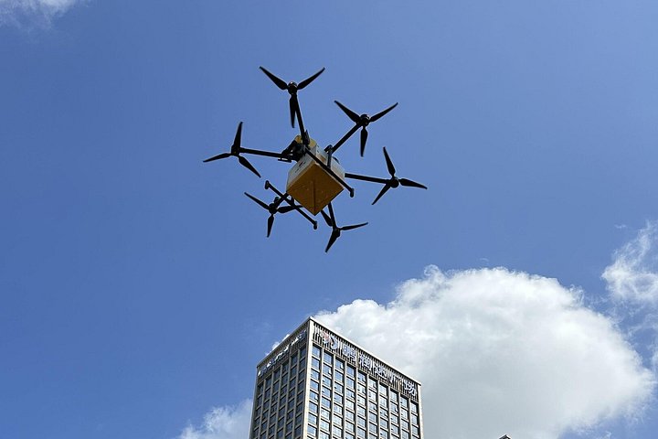 Shenzhen: Future Tech Tour Drone Delivery, Robot and Coffee