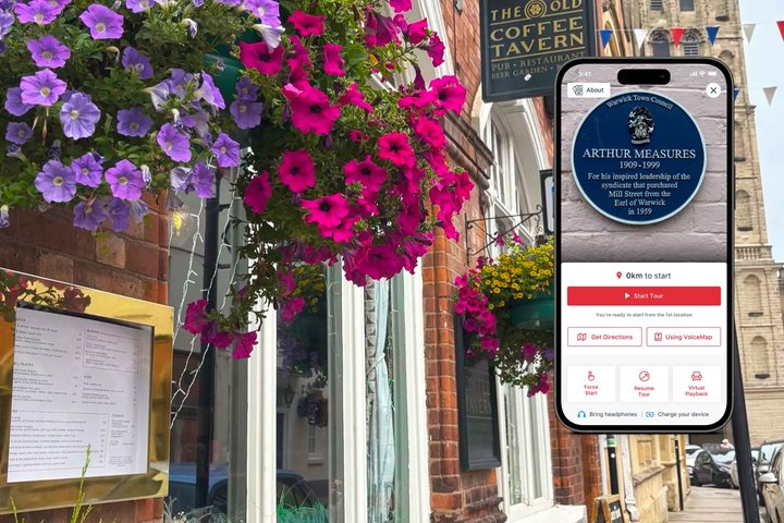 East Gate to Warwick Castle: A Self-Guided Audio Tour