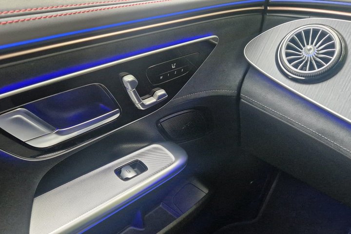 Executive Airport Transfer from Chester to Manchester