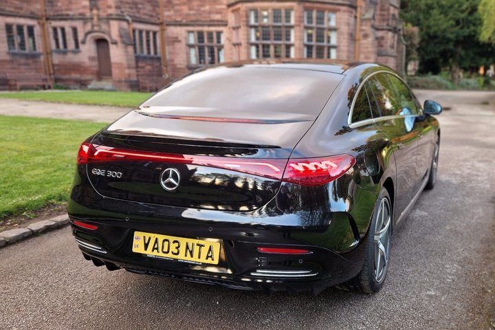 Executive Airport Transfer from Chester to Manchester