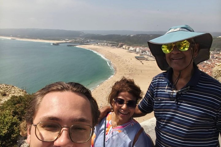 From Fátima: Batalha, Alcobaça, Nazaré Private Tour