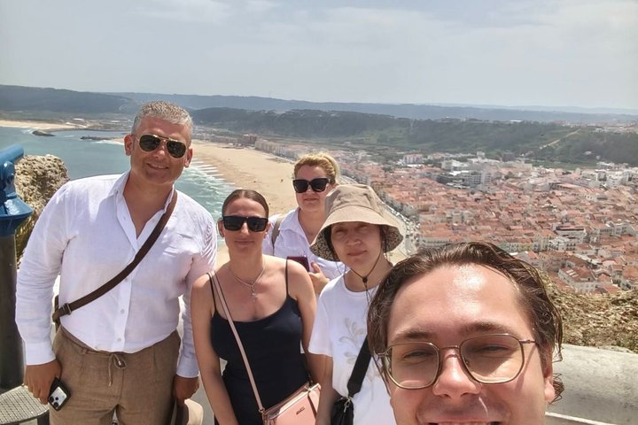 From Fátima: Batalha, Alcobaça, Nazaré Private Tour