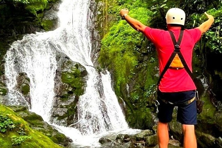 Puntarenas & Caldera Shore Excursion: 18 Waterfall Ziplines