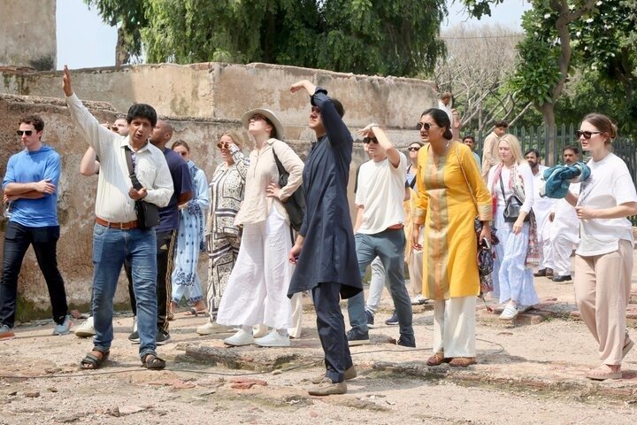 Lahore Private Tour: Fort, Walled City, Badshahi Mosque & Wagah