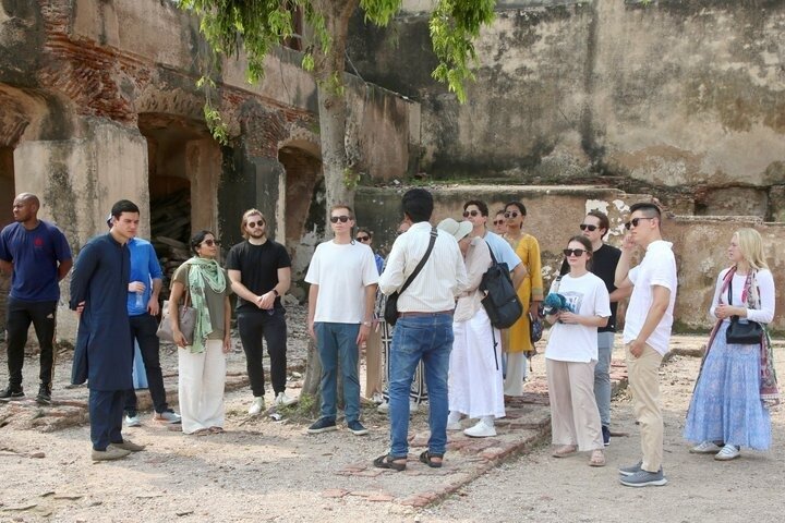 Lahore Private Tour: Fort, Walled City, Badshahi Mosque & Wagah