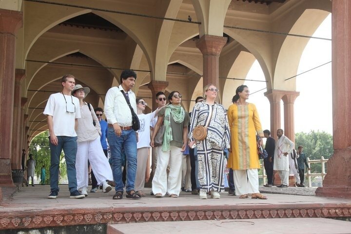 Lahore Private Tour: Fort, Walled City, Badshahi Mosque & Wagah