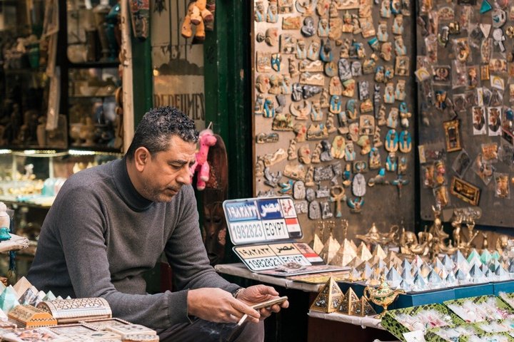 Private Guided Walking Tour in ElMoez Street & Khan Elkhalili.