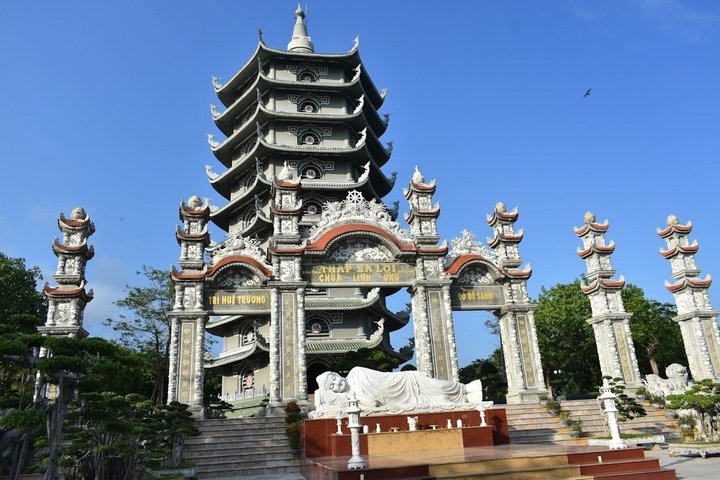 Da Nang private car: Golden Bridge, My Son & Marble Mountains