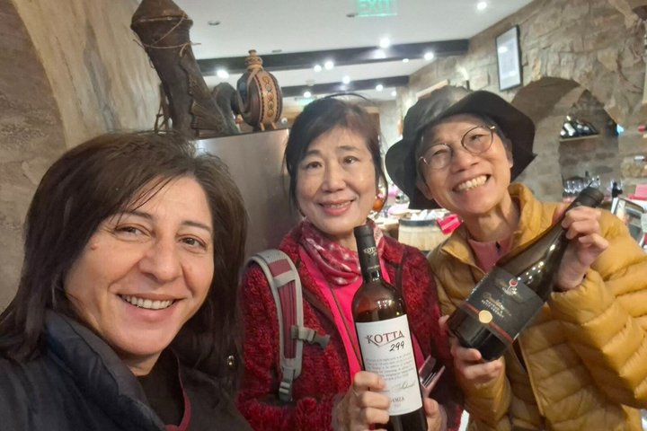 Bulgarian Wine & Traditional Food Tasting in Veliko Tarnovo