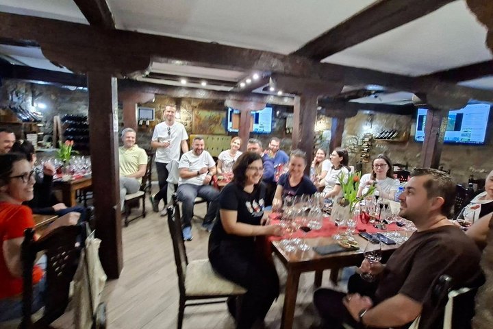 Bulgarian Wine & Traditional Food Tasting in Veliko Tarnovo
