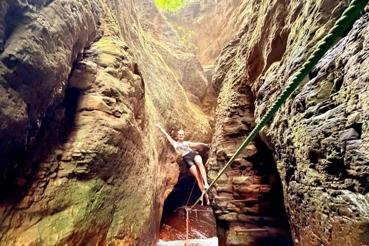 La Leona Waterfall Adventure Hike & Hidden Cave Experience