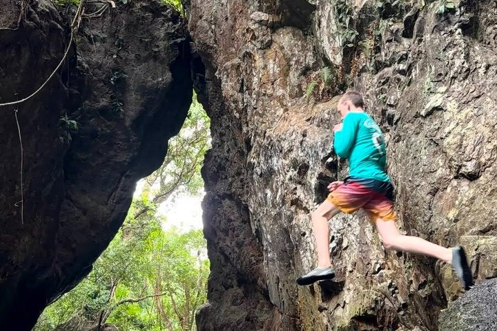 La Leona Waterfall Adventure Hike & Hidden Cave Experience
