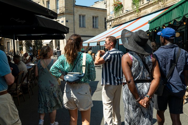 Bordeaux Food and Wine Tour : Authentic Artisan Flavors