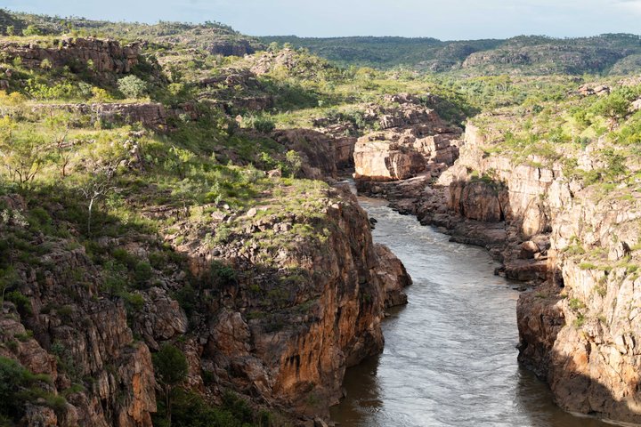 Nitmiluk Heli Art Adventure Scenic Flight and Aboriginal Art Tour