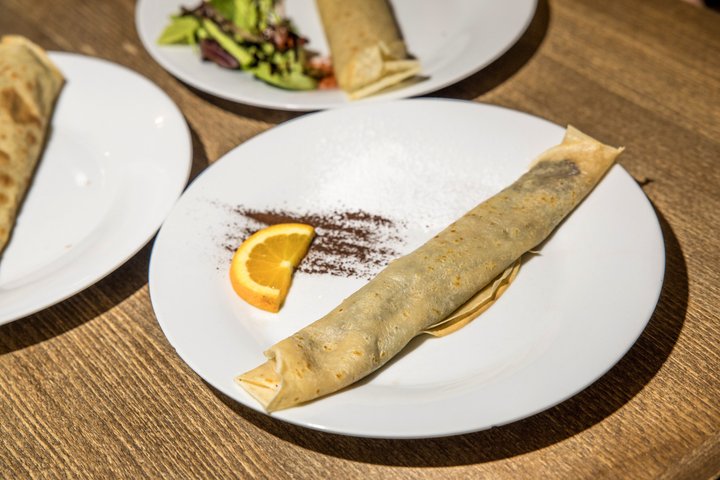 5-Course Traditional Bratislava Food Tour in Old Town