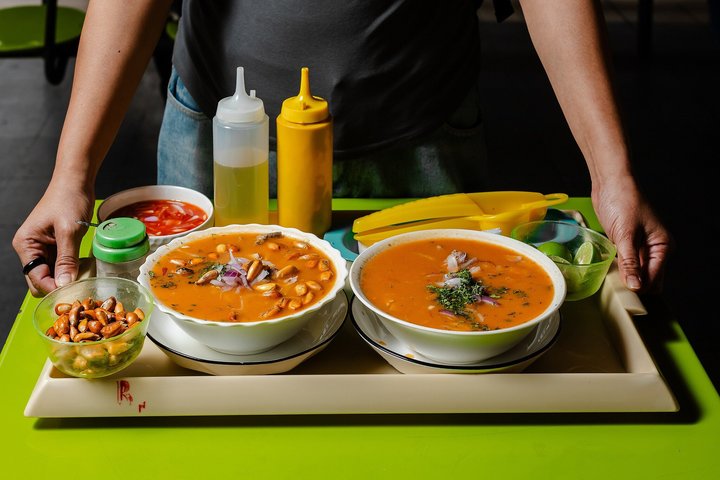 Cuenca Table Food Tour with 15+ Tastings