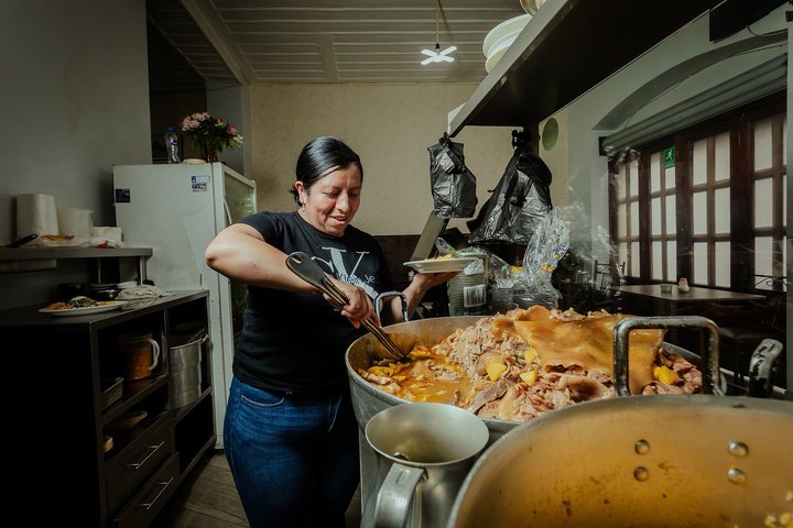 Cuenca Table Food Tour with 15+ Tastings