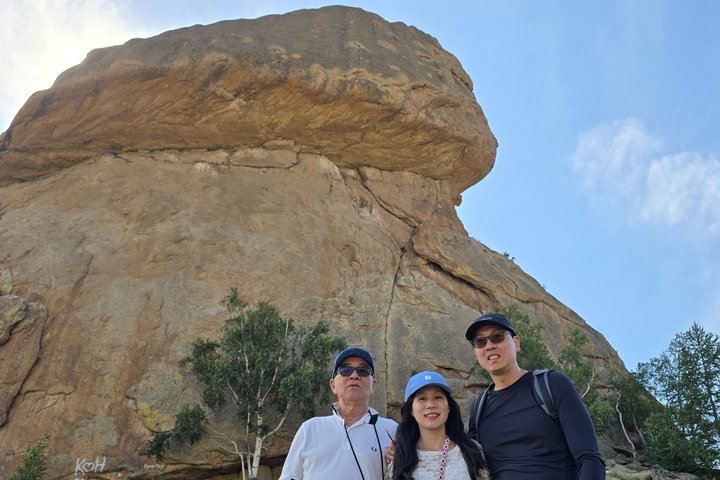 Chinggis Khaan Statue and Terelj National Park (Private Tour)