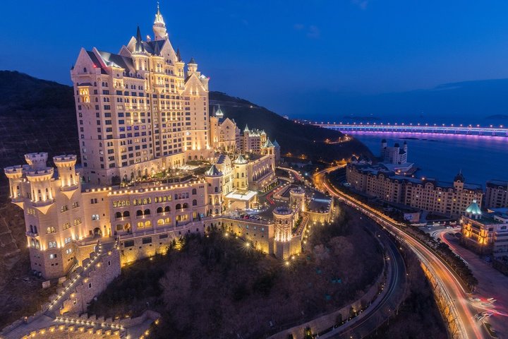 Dalian Private Departure Transfer: Hotel to Railway Station