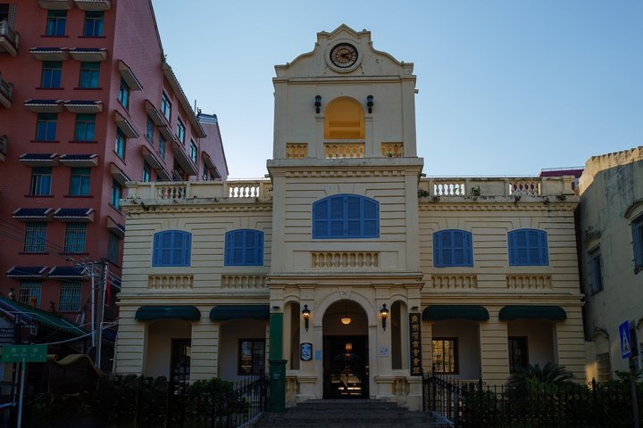 Zhanjiang Private Departure Transfer: Hotel to Airport