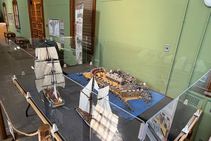 Louisbourg Fortress & Lighthouse Tour from Sydney Cape Breton