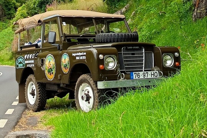 Classic Land Rover Experience in Madeira Island Tour