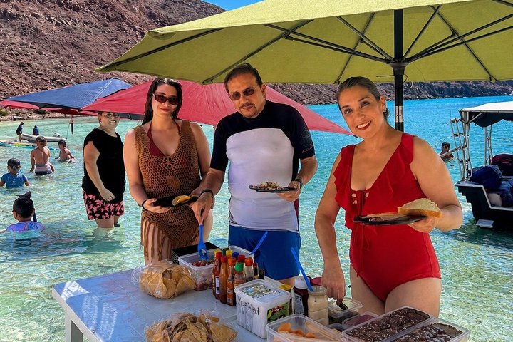 Isla Espiritu Santo, Balandra and Sea Lions All Inclusive