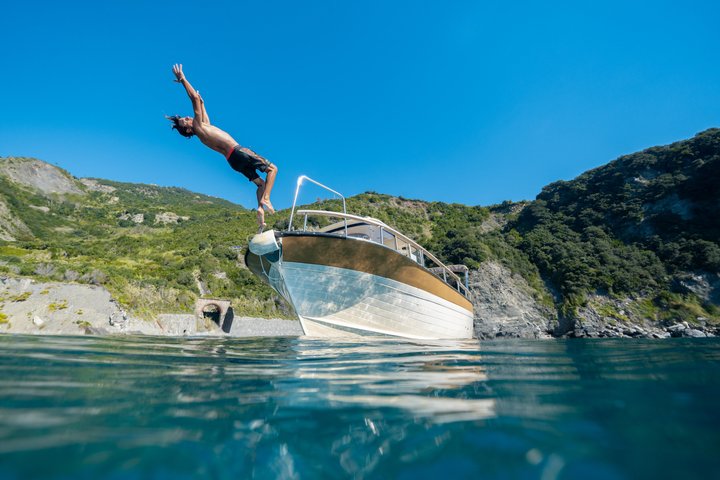 Cinque Terre Boat Tours Experience