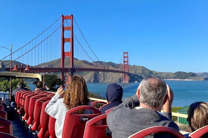 SF: Hop-on Hop-off Sightseeing Tour by Open-top Bus