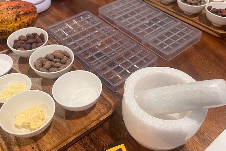 Bean to bar chocolate making workshop in Da Lat