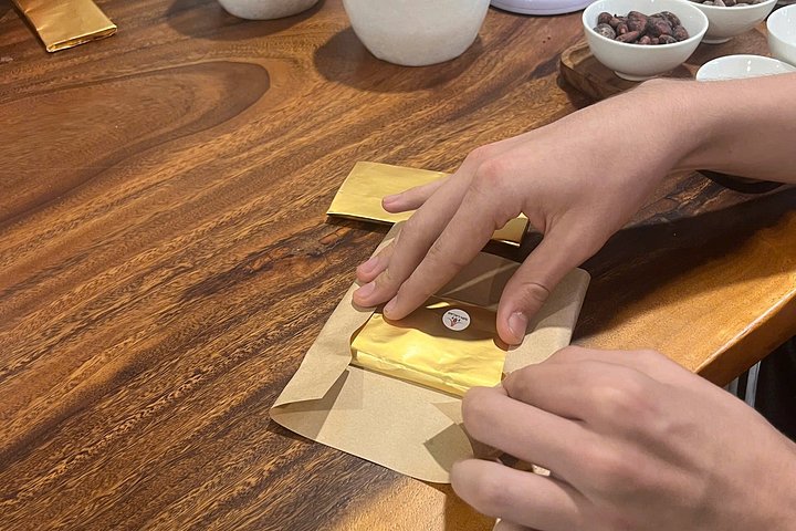 Bean to bar chocolate making workshop in Da Lat