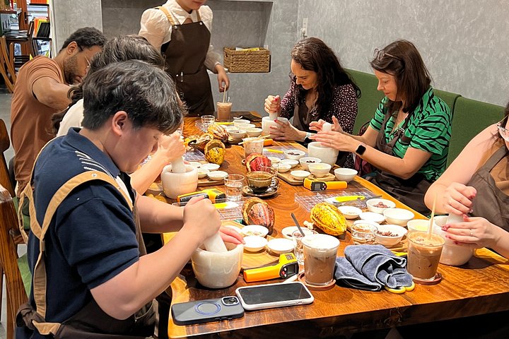 Bean to bar chocolate making workshop in Da Lat
