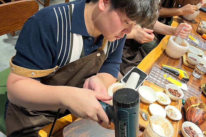 Bean to bar chocolate making workshop in Da Lat