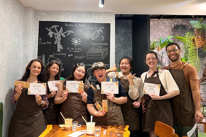 Bean to bar chocolate making workshop in Da Lat
