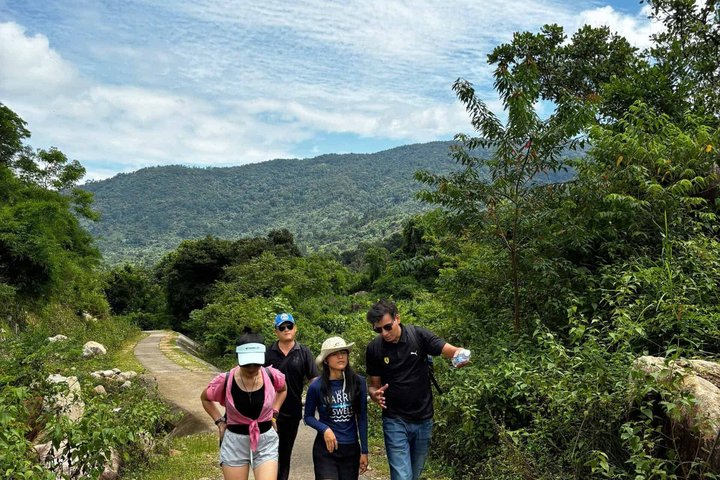 Buon Ma Thuot: Bim Bip Waterfall & Lak Nature with Local Lunch