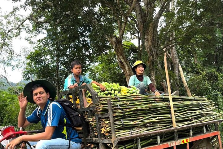 Buon Ma Thuot: Bim Bip Waterfall & Lak Nature with Local Lunch