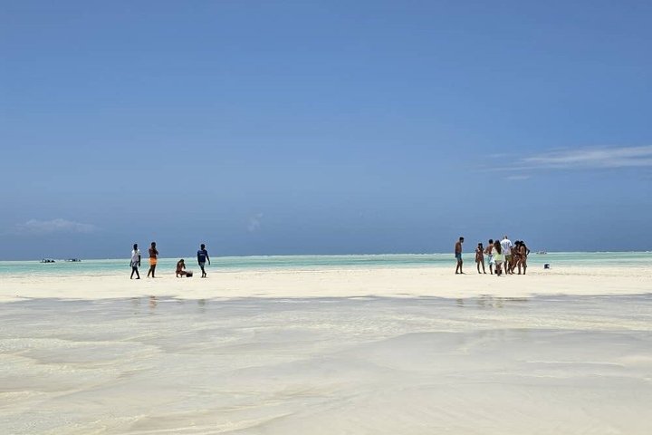 Private Full Day Mnemba Island Snorkeling & Kendwa Beach