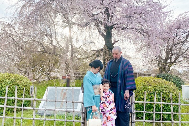 Kawagoe: Family-Friendly Kimono & Yukata Experience at WARGO