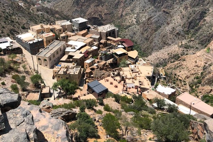 Shared Nizwa and Jebel Akhdar Tour from Muscat