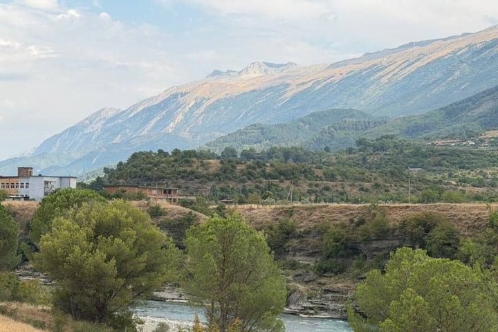 Bënja Thermal Baths and Langarica Canyon Tour from Saranda Ksamil