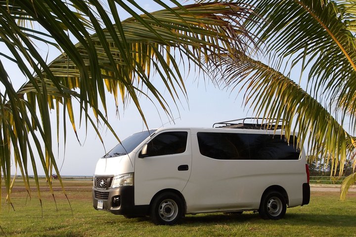 La Ceiba to San Pedro Sula Private Transfer