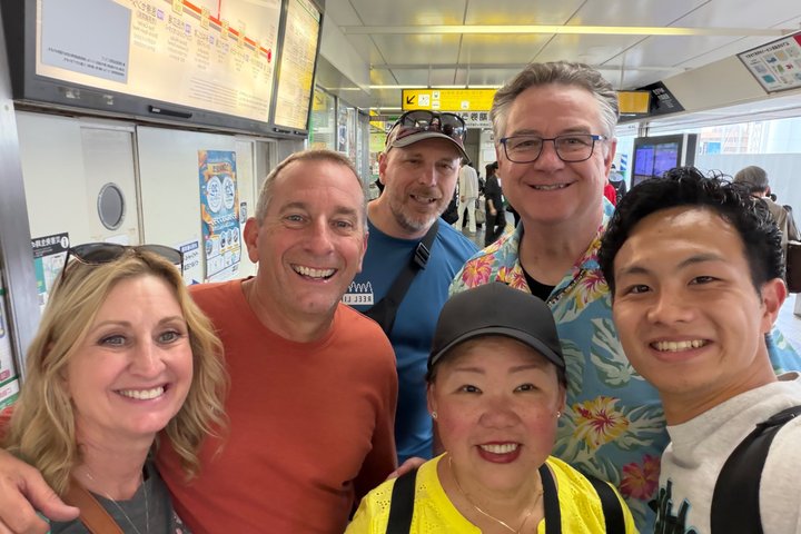 Kobe: 100% Personalized Tour with Local Student Guide