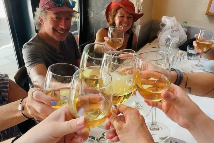 Food Tour with a Local Chef: Markets, Tastings & Lunch
